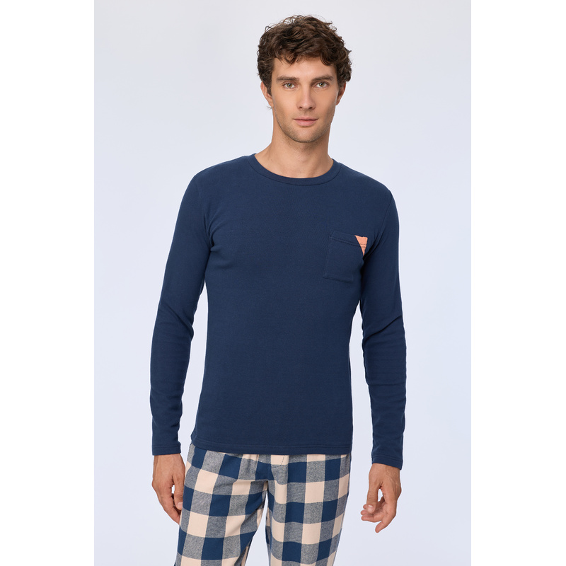 Pyjama en Donkerblauw Pyjama en Donkerblauw