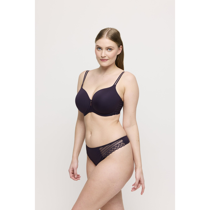 String in het Amethist