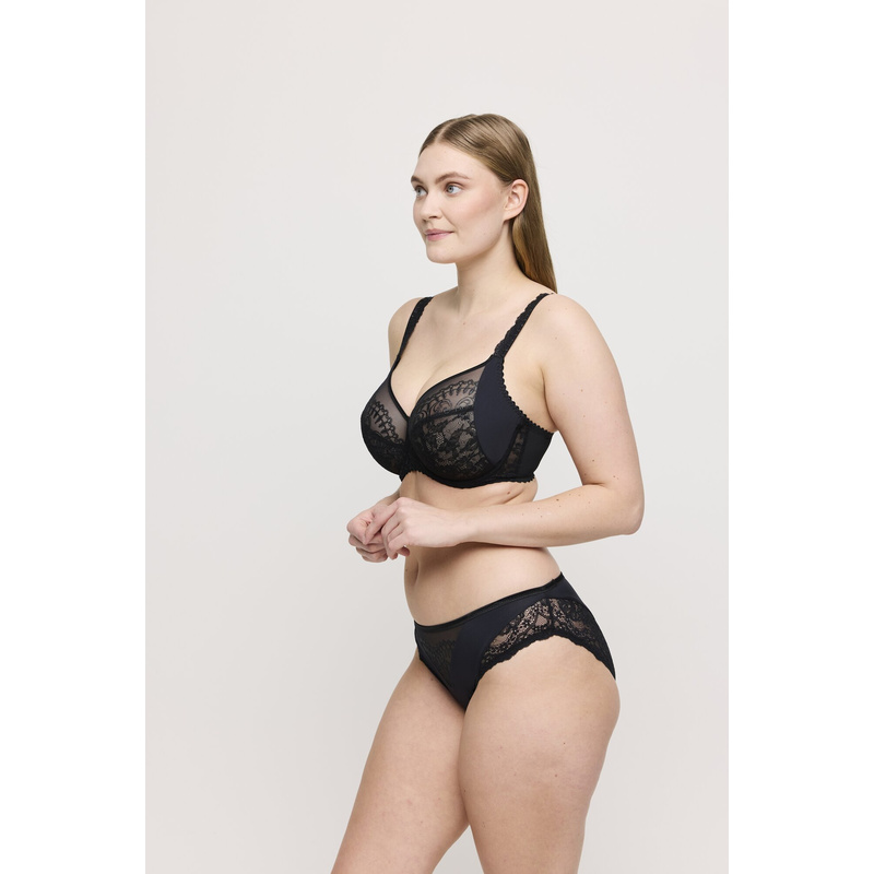 Rioslip in het Zwart